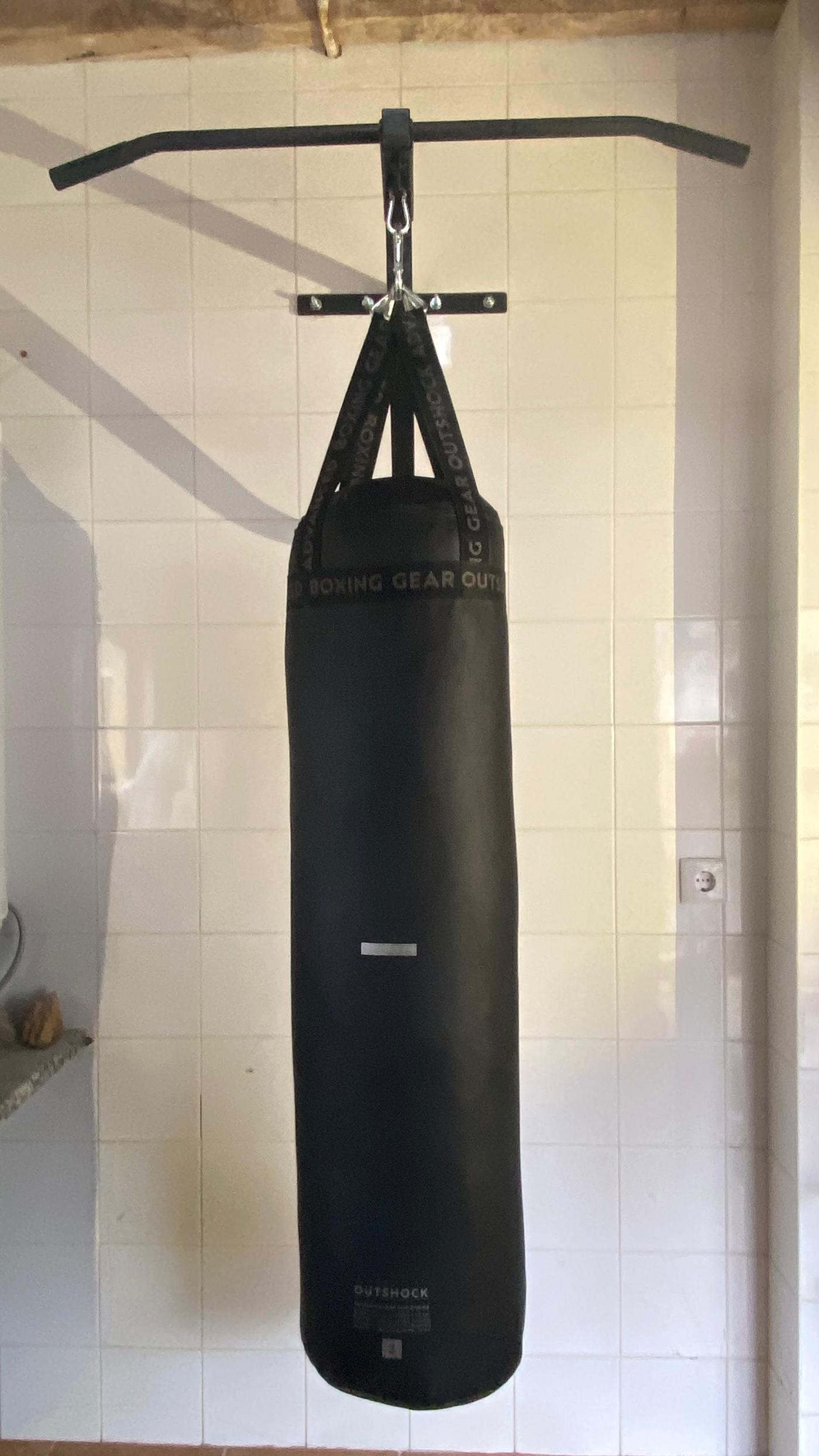 Saco de boxe já instalado e pronto a usar